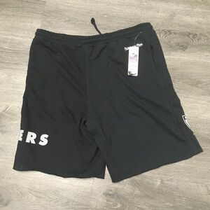NWT Raiders Mitchell & Ness NFL Team Essentials Shorts Black MSRP $65 Men’s XL